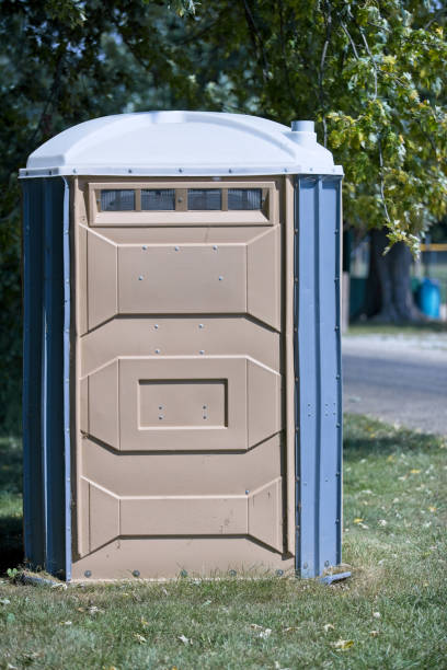 Porta potty delivery and setup in Elizabeth, NJ